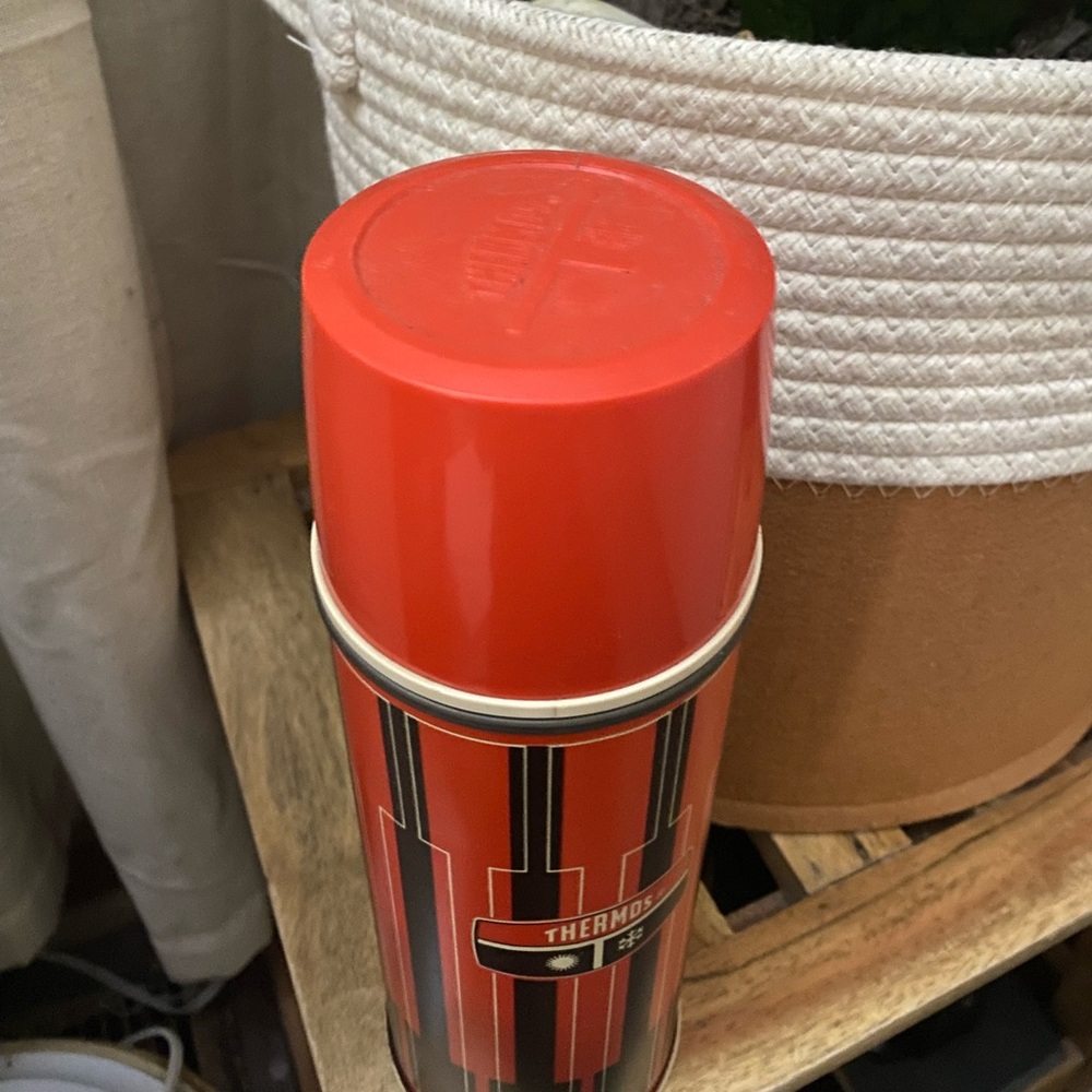 Vintage Thermos bottle - Picture 8 of 16